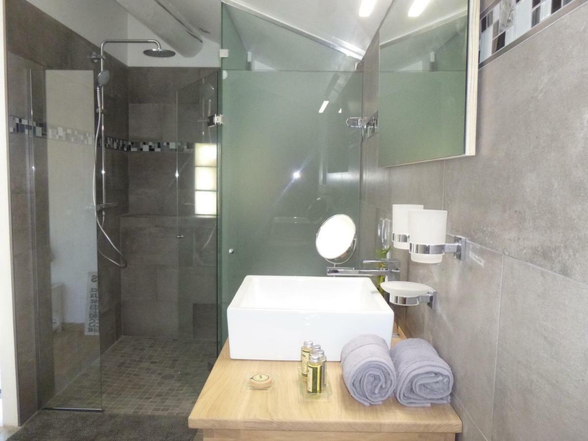 Les Chambres Des Taillades Les Taillades Ngoại thất bức ảnh